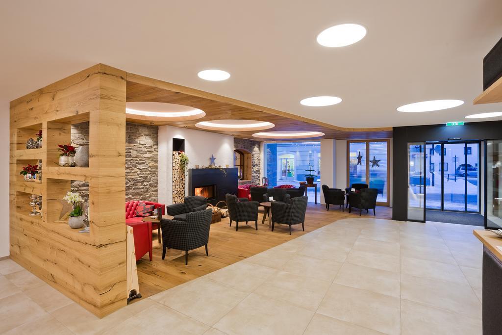 Hotel Zum Mohren 4*